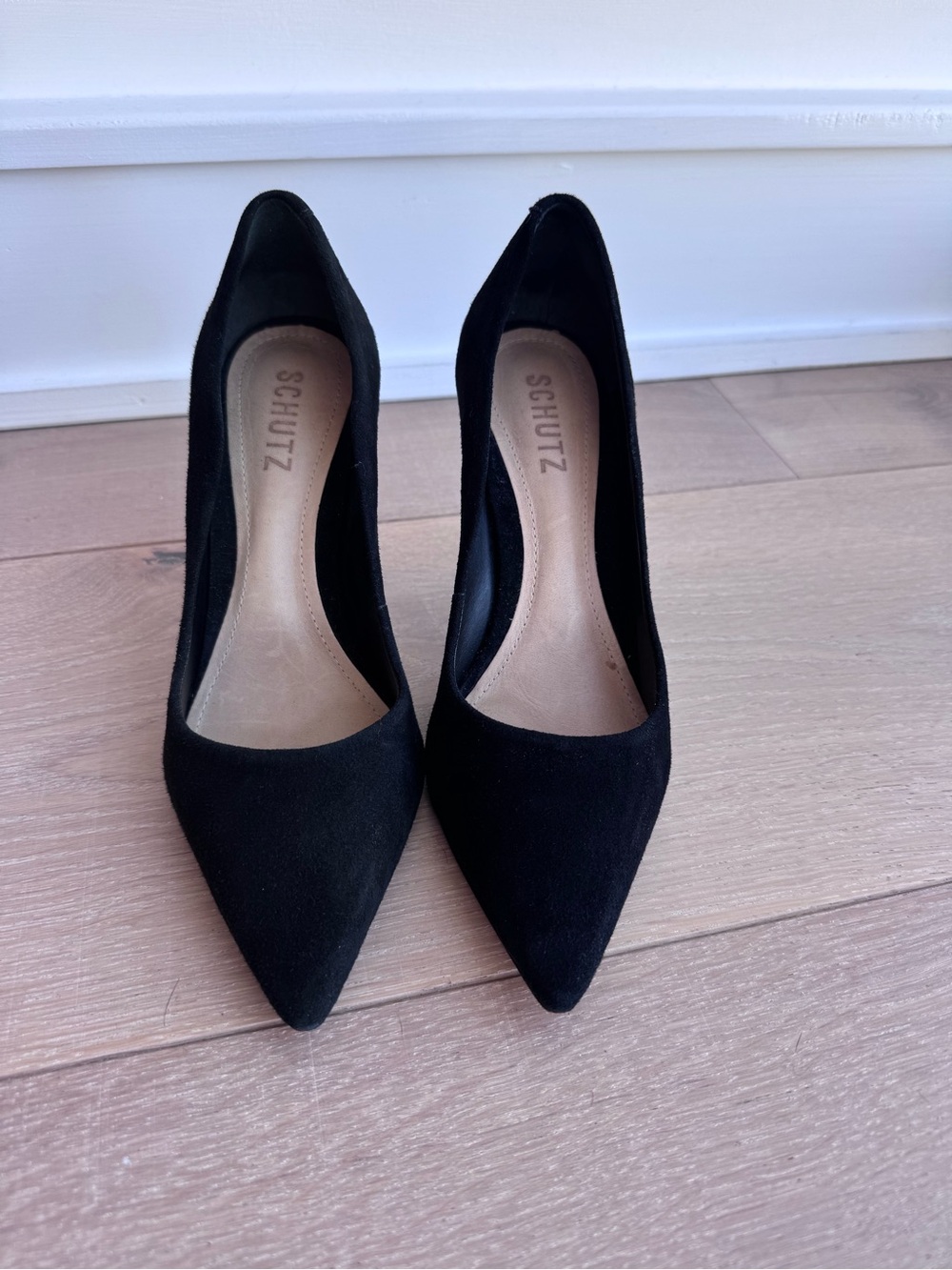 Schutz Women’s Black Suede Pointed Toe Pumps